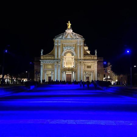Апартаменты A Casa Di Francesco Санта-Мария-дельи-Анджели-э-деи-Мартири Экстерьер фото